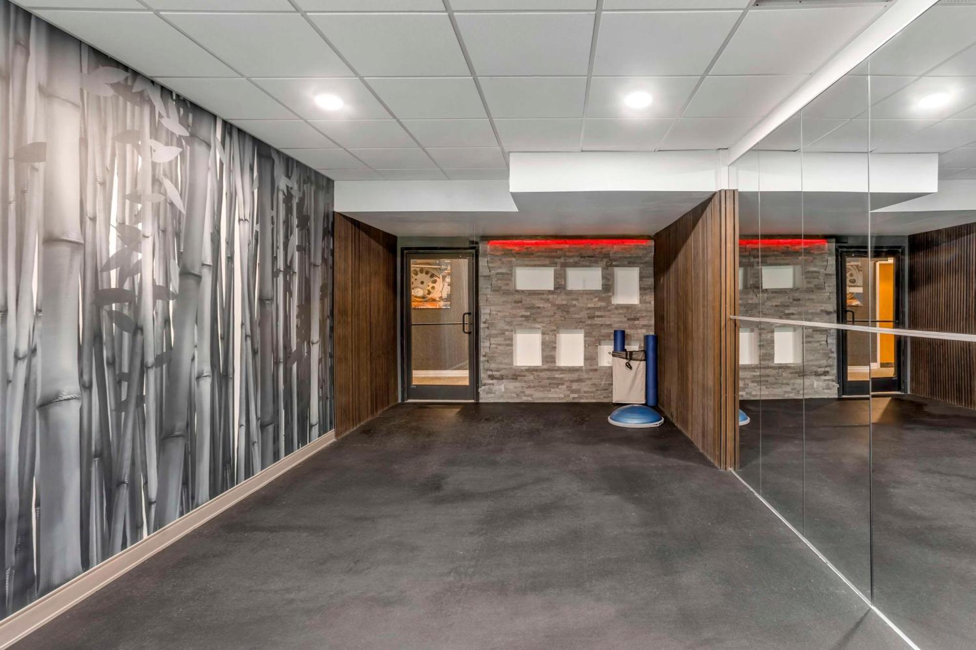 Best Western Plus Heritage Rail Inn & Suites York Zewnętrze zdjęcie