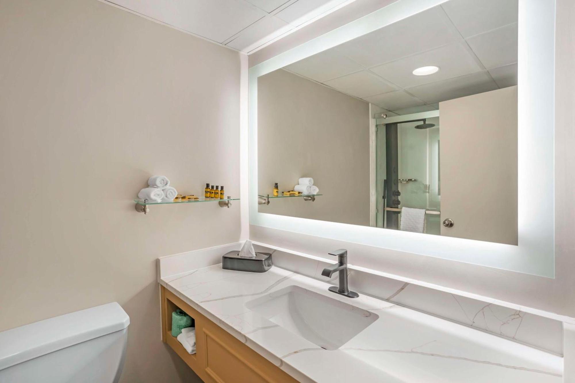 Best Western Plus Heritage Rail Inn & Suites York Zewnętrze zdjęcie