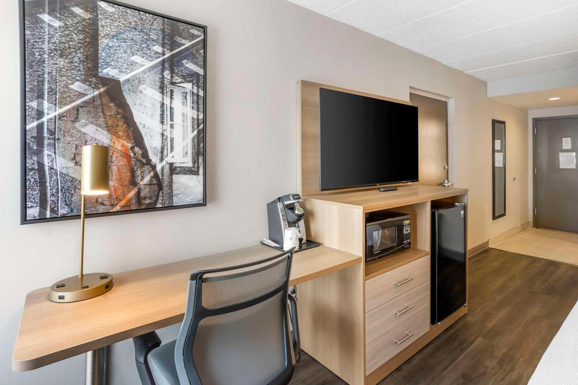 Best Western Plus Heritage Rail Inn & Suites York Zewnętrze zdjęcie