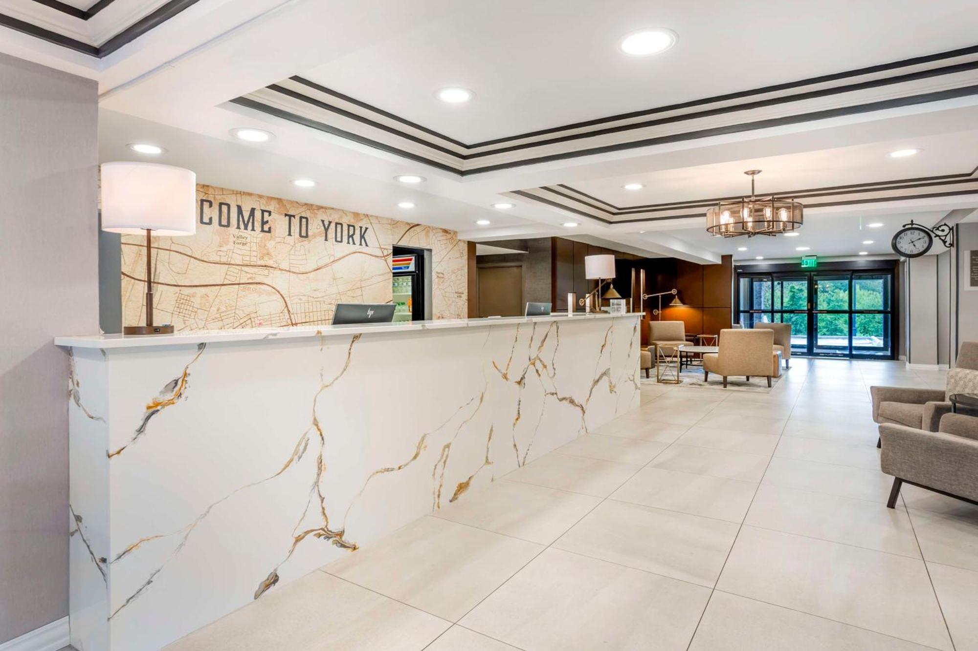 Best Western Plus Heritage Rail Inn & Suites York Zewnętrze zdjęcie