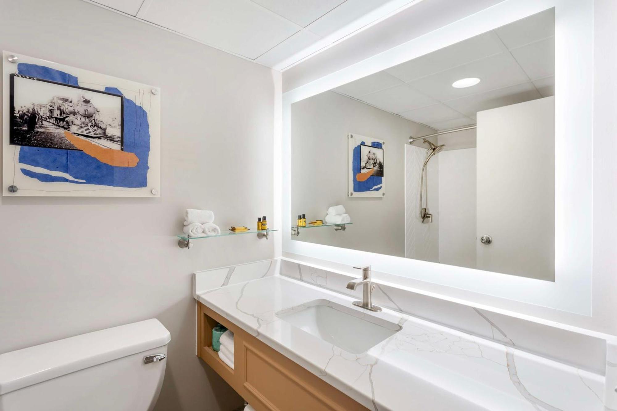 Best Western Plus Heritage Rail Inn & Suites York Zewnętrze zdjęcie