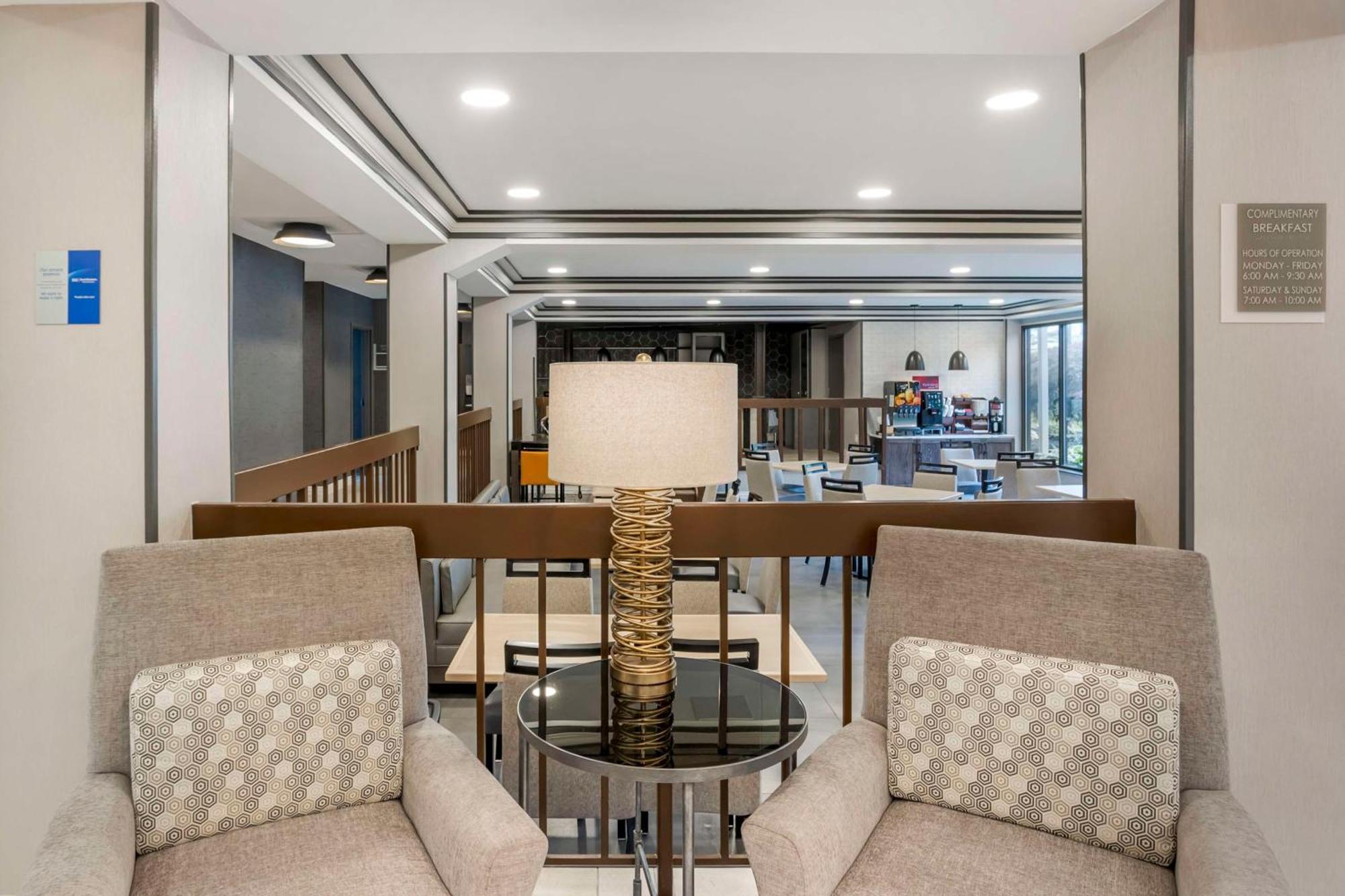 Best Western Plus Heritage Rail Inn & Suites York Zewnętrze zdjęcie