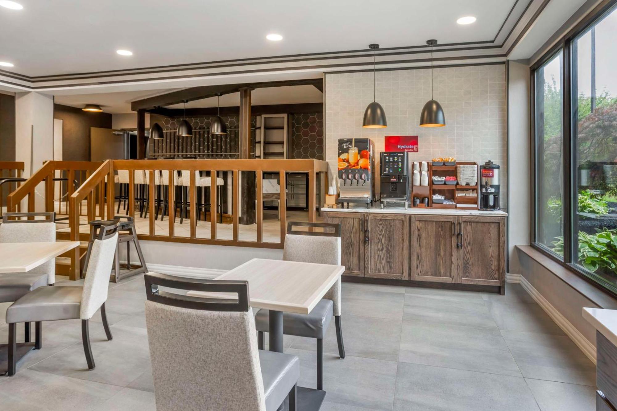 Best Western Plus Heritage Rail Inn & Suites York Zewnętrze zdjęcie